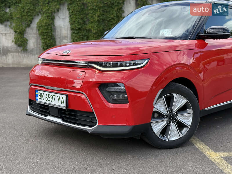 Позашляховик / Кросовер Kia Soul EV 2020 в Рівному