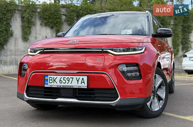 Внедорожник / Кроссовер Kia Soul EV 2020 в 