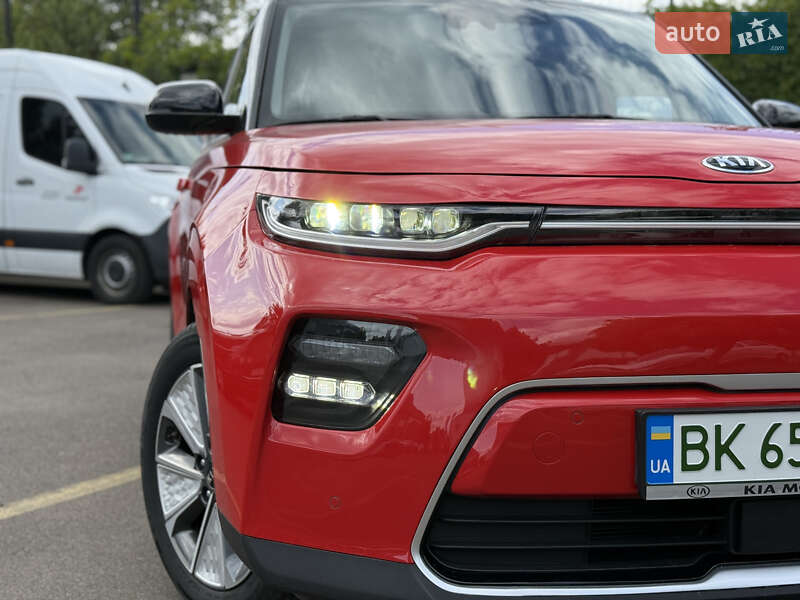Позашляховик / Кросовер Kia Soul EV 2020 в Рівному