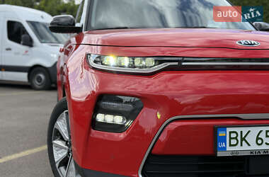 Внедорожник / Кроссовер Kia Soul EV 2020 в 