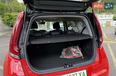 Внедорожник / Кроссовер Kia Soul EV 2020 в 