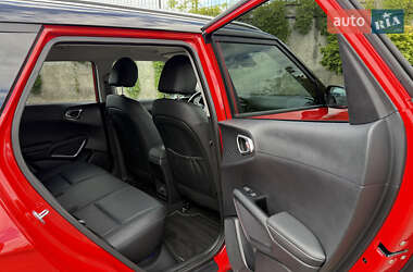 Внедорожник / Кроссовер Kia Soul EV 2020 в 