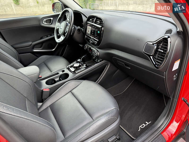 Позашляховик / Кросовер Kia Soul EV 2020 в Рівному