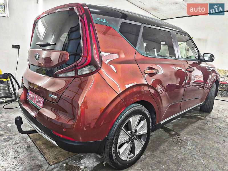 Внедорожник / Кроссовер Kia Soul EV 2020 в Луцке