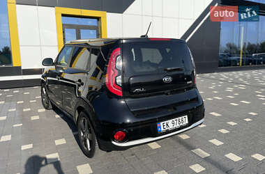 Позашляховик / Кросовер Kia Soul EV 2018 в 