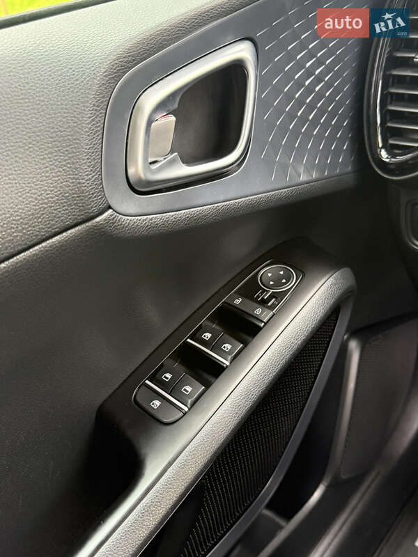 Позашляховик / Кросовер Kia Soul EV 2022 в Києві фото 29 Позашляховик / Кросовер Kia Soul EV 2022 в Києві