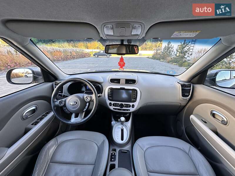 Внедорожник / Кроссовер Kia Soul EV 2015 в Луцке фото 11 Внедорожник / Кроссовер Kia Soul EV 2015 в Луцке