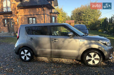 Внедорожник / Кроссовер Kia Soul EV 2016 в 