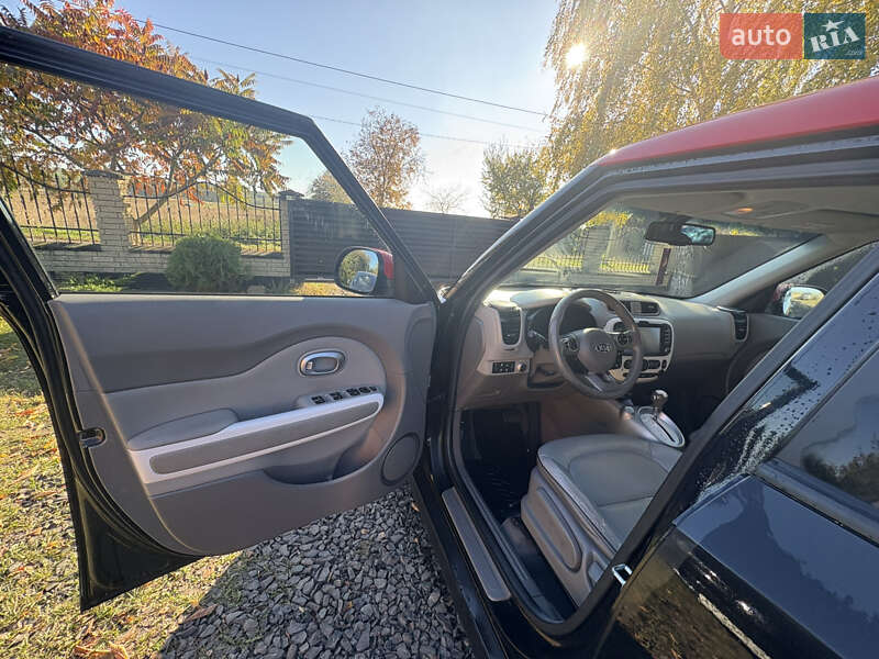 Позашляховик / Кросовер Kia Soul EV 2015 в Луцьку фото 22 Позашляховик / Кросовер Kia Soul EV 2015 в Луцьку