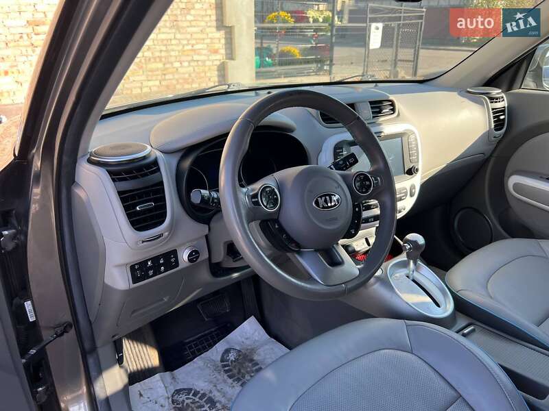 Позашляховик / Кросовер Kia Soul EV 2015 в Коломиї фото 23 Позашляховик / Кросовер Kia Soul EV 2015 в Коломиї