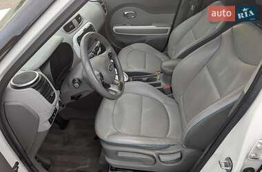 Внедорожник / Кроссовер Kia Soul EV 2015 в 