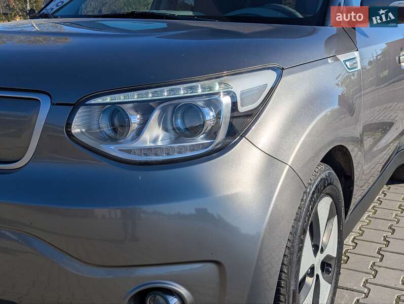 Позашляховик / Кросовер Kia Soul EV 2015 в Дрогобичі