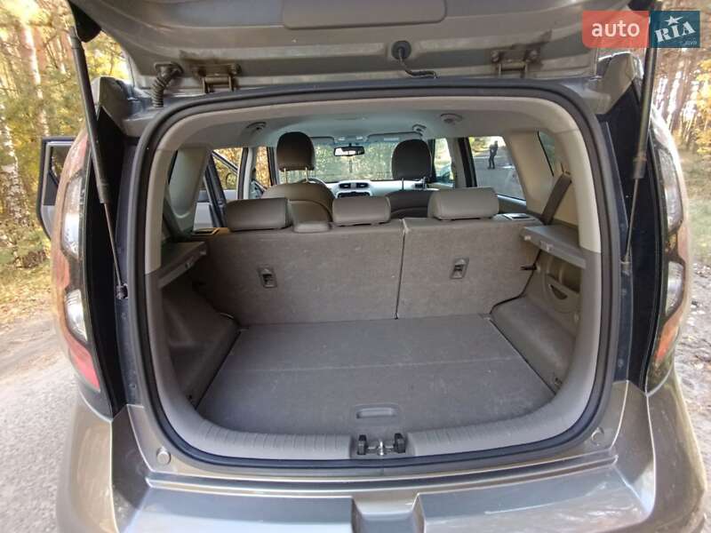 Внедорожник / Кроссовер Kia Soul EV 2015 в Остроге фото 9 Внедорожник / Кроссовер Kia Soul EV 2015 в Остроге