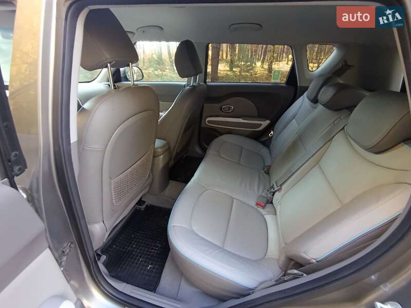 Внедорожник / Кроссовер Kia Soul EV 2015 в Остроге фото 8 Внедорожник / Кроссовер Kia Soul EV 2015 в Остроге