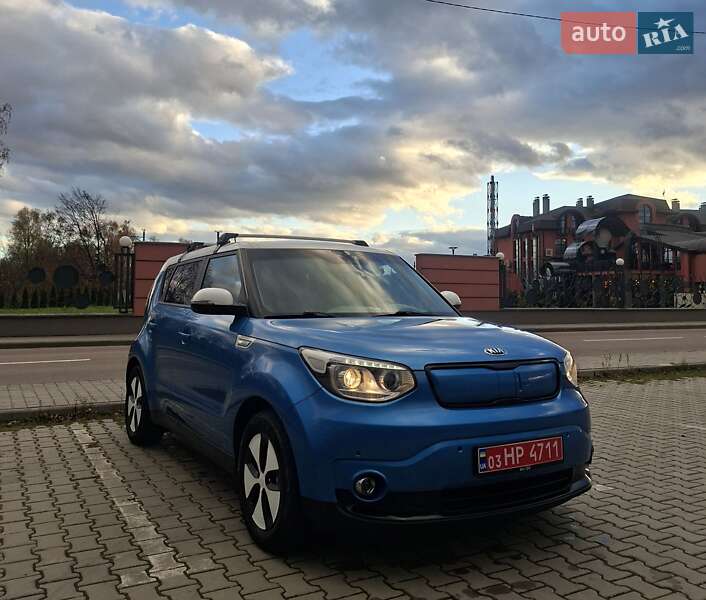 Внедорожник / Кроссовер Kia Soul EV 2016 в Дрогобыче фото 16 Внедорожник / Кроссовер Kia Soul EV 2016 в Дрогобыче