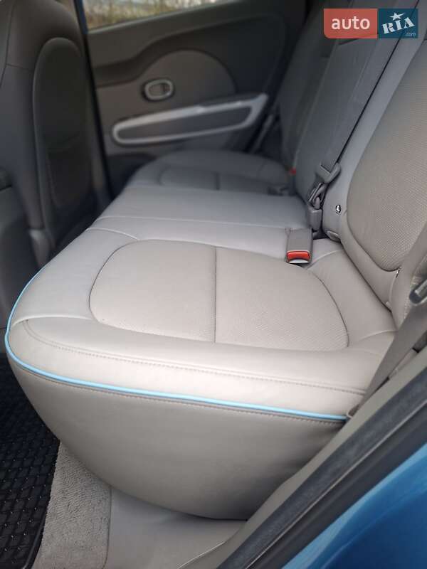 Внедорожник / Кроссовер Kia Soul EV 2016 в Дрогобыче фото 21 Внедорожник / Кроссовер Kia Soul EV 2016 в Дрогобыче