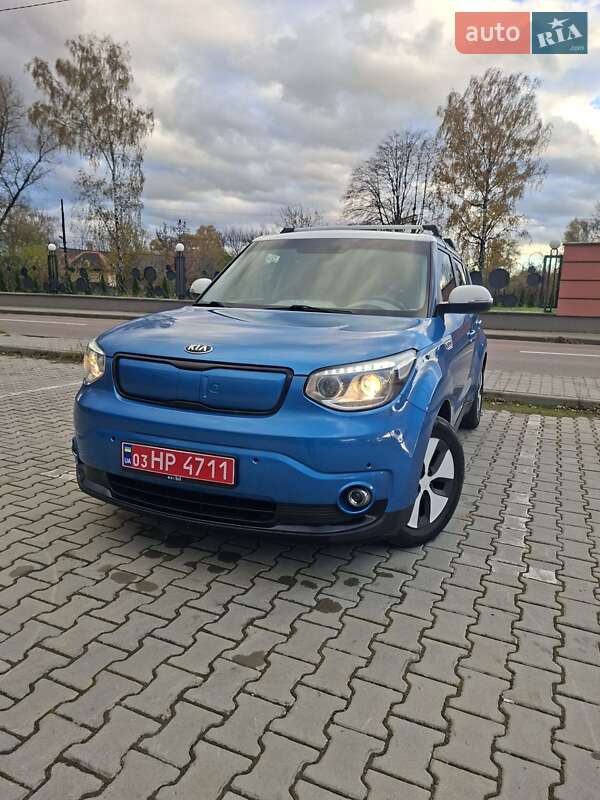 Внедорожник / Кроссовер Kia Soul EV 2016 в Дрогобыче фото 44 Внедорожник / Кроссовер Kia Soul EV 2016 в Дрогобыче