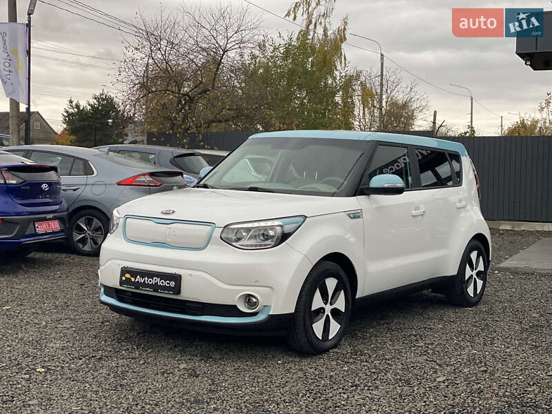 Позашляховик / Кросовер Kia Soul EV 2016 в Луцьку