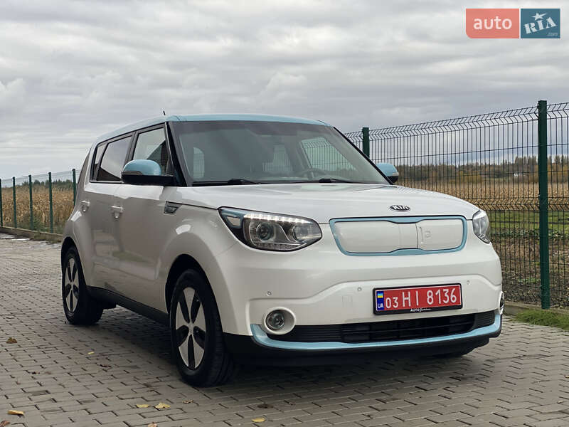 Позашляховик / Кросовер Kia Soul EV 2016 в Луцьку