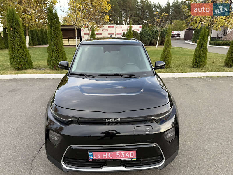 Внедорожник / Кроссовер Kia Soul EV 2023 в Киеве