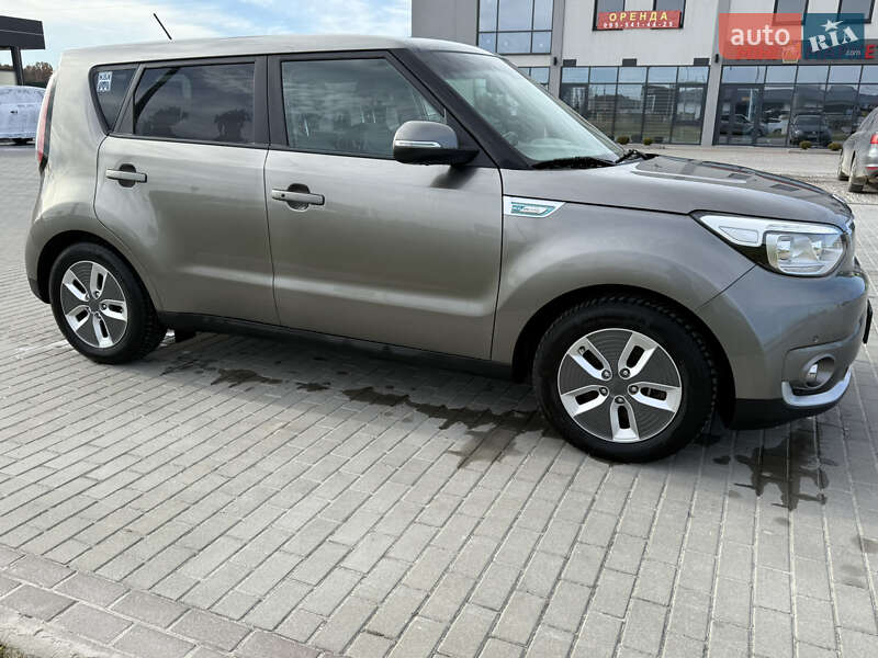 Внедорожник / Кроссовер Kia Soul EV 2018 в Львове фото 6 Внедорожник / Кроссовер Kia Soul EV 2018 в Львове