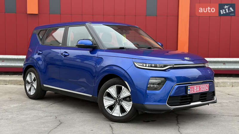 Внедорожник / Кроссовер Kia Soul EV 2021 в Киеве
