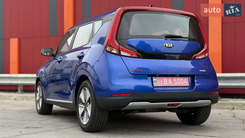 Внедорожник / Кроссовер Kia Soul EV 2021 в Киеве