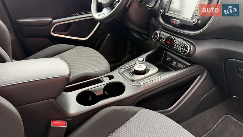 Внедорожник / Кроссовер Kia Soul EV 2021 в Киеве