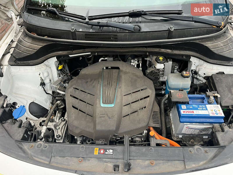 Позашляховик / Кросовер Kia Soul EV 2020 в Дубні