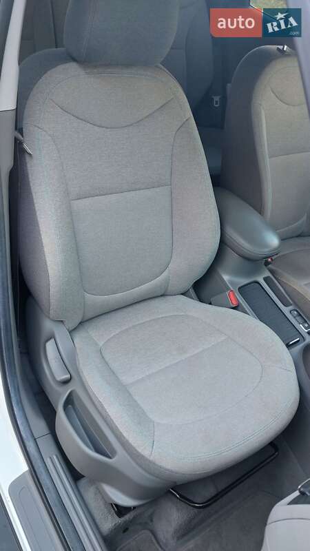 Внедорожник / Кроссовер Kia Soul EV 2014 в Луцке