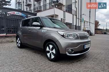 Внедорожник / Кроссовер Kia Soul EV 2015 в Тернополе