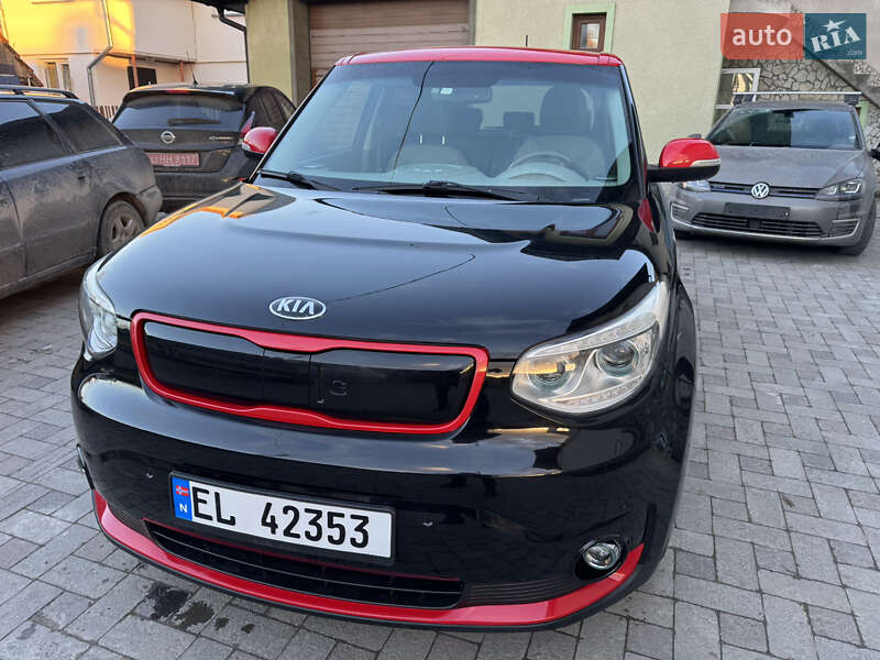 Позашляховик / Кросовер Kia Soul EV 2015 в Тернополі