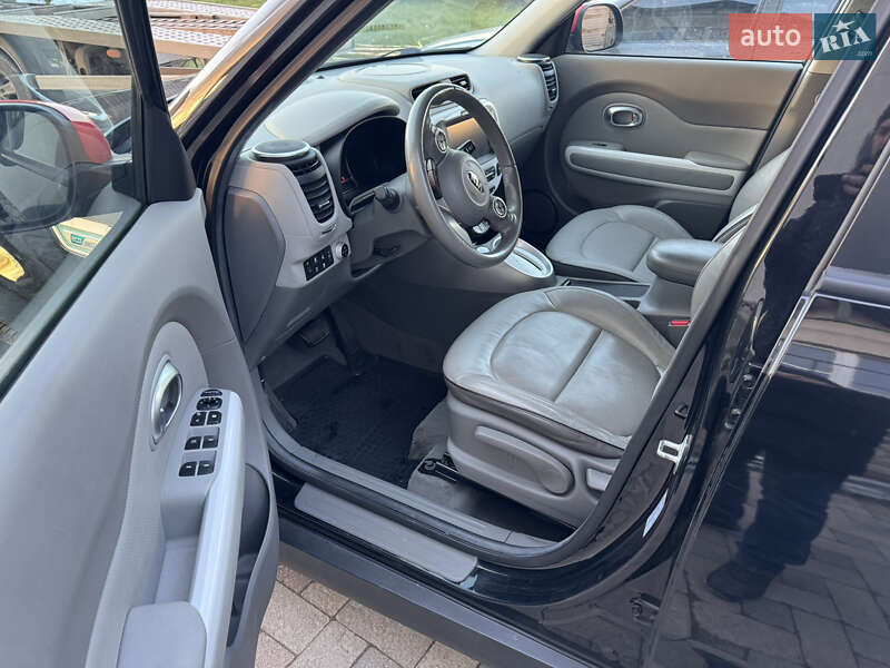 Позашляховик / Кросовер Kia Soul EV 2015 в Тернополі