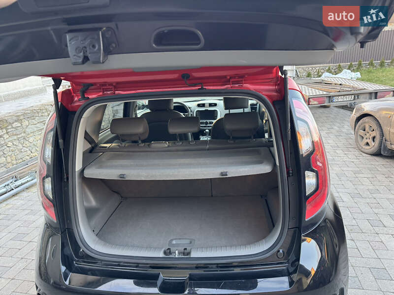Позашляховик / Кросовер Kia Soul EV 2015 в Тернополі