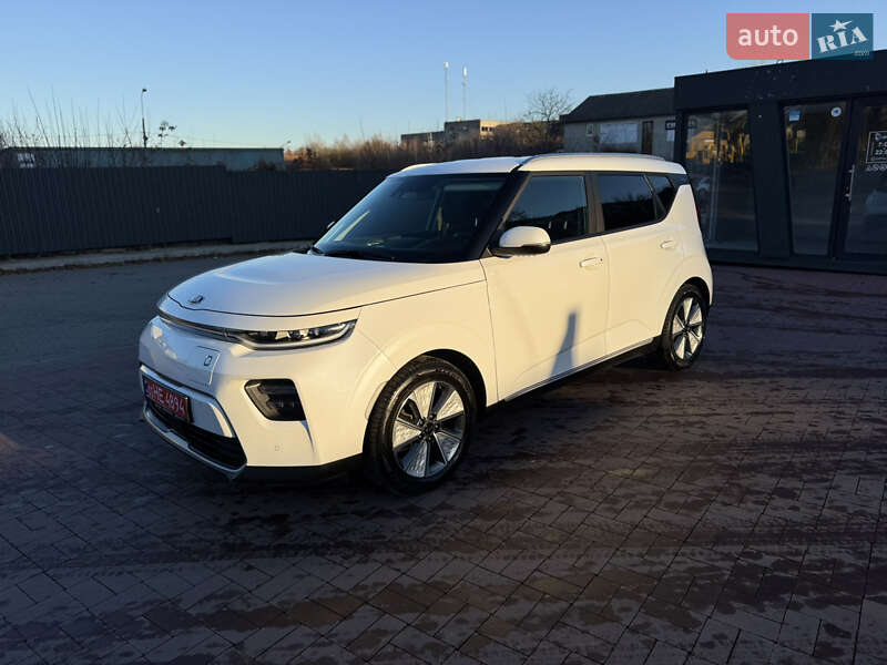 Внедорожник / Кроссовер Kia Soul EV 2022 в Ровно