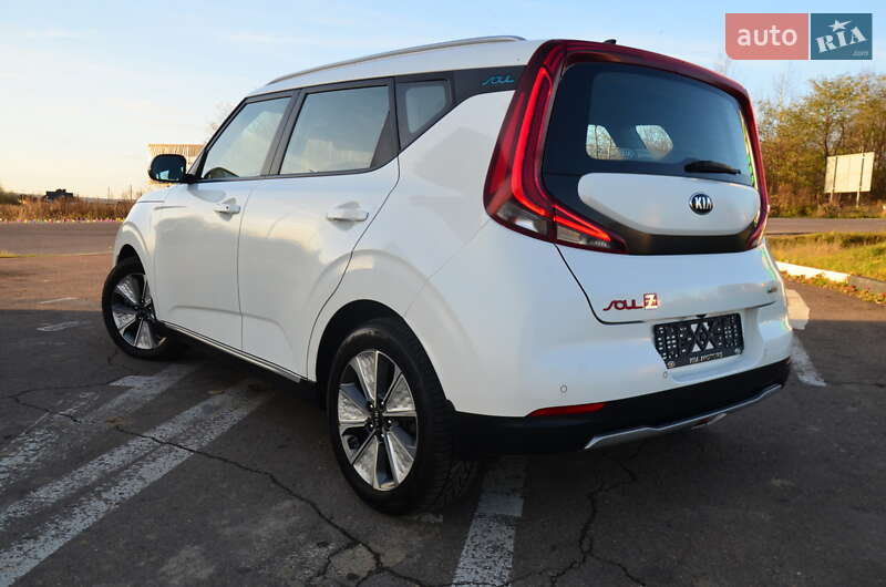 Позашляховик / Кросовер Kia Soul EV 2021 в Трускавці