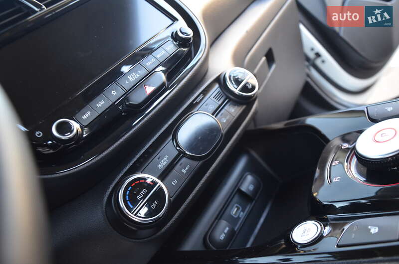 Позашляховик / Кросовер Kia Soul EV 2021 в Трускавці