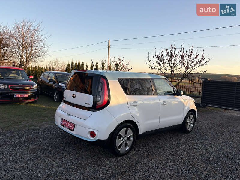 Позашляховик / Кросовер Kia Soul EV 2015 в Луцьку фото 4 Позашляховик / Кросовер Kia Soul EV 2015 в Луцьку