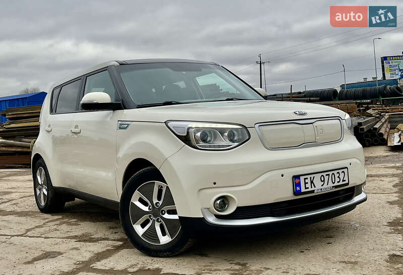 Позашляховик / Кросовер Kia Soul EV 2017 в Львові