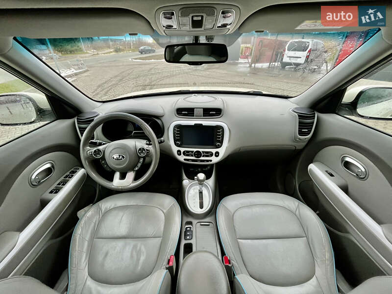 Позашляховик / Кросовер Kia Soul EV 2017 в Львові