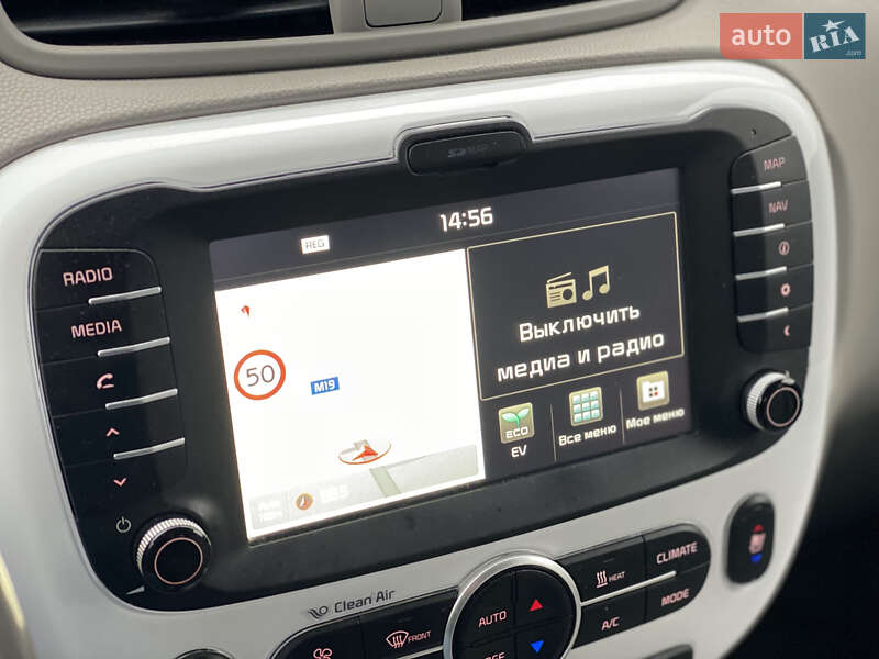 Внедорожник / Кроссовер Kia Soul EV 2015 в Луцке