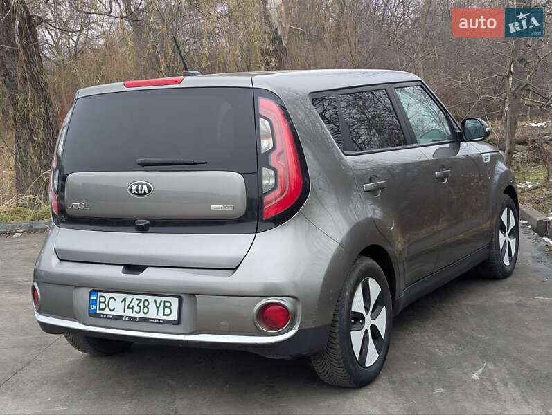 Внедорожник / Кроссовер Kia Soul EV 2014 в Дрогобыче фото 3 Внедорожник / Кроссовер Kia Soul EV 2014 в Дрогобыче