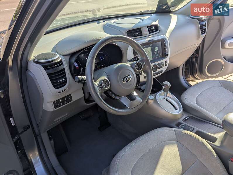 Внедорожник / Кроссовер Kia Soul EV 2014 в Дрогобыче фото 36 Внедорожник / Кроссовер Kia Soul EV 2014 в Дрогобыче