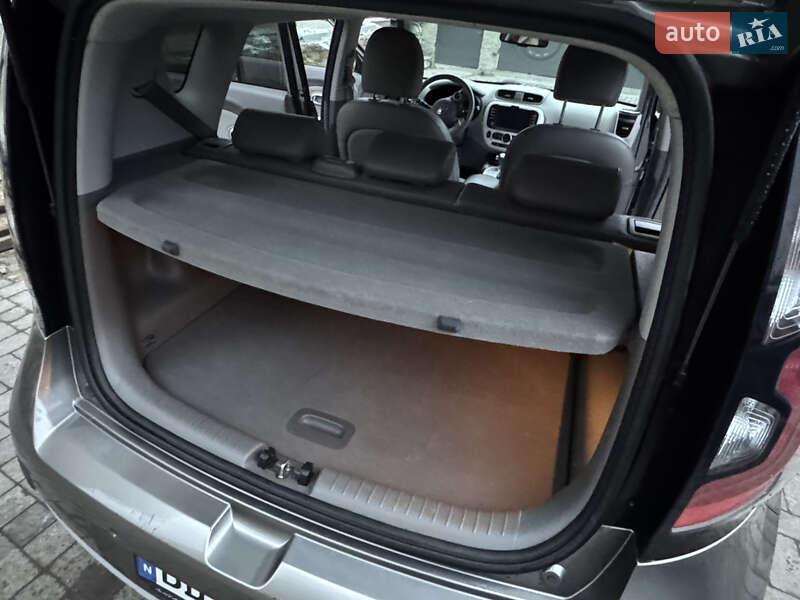 Внедорожник / Кроссовер Kia Soul EV 2015 в Тернополе