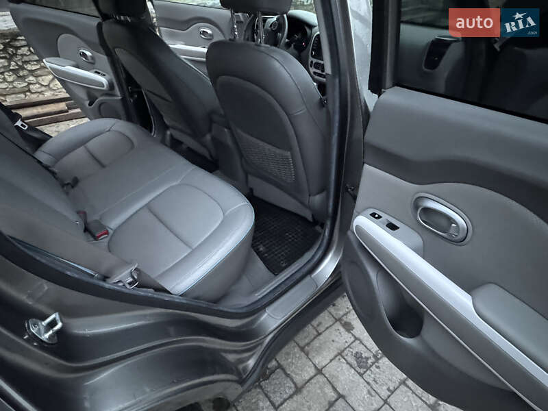 Внедорожник / Кроссовер Kia Soul EV 2015 в Тернополе