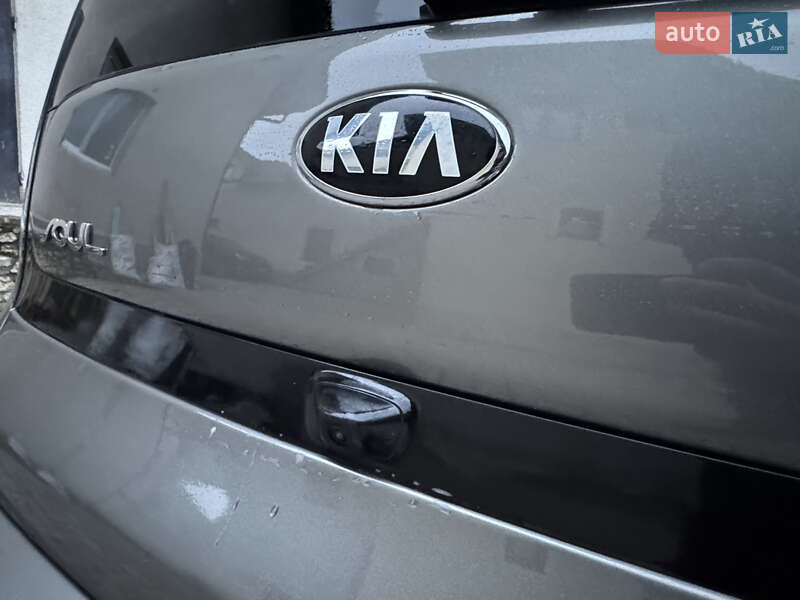 Внедорожник / Кроссовер Kia Soul EV 2015 в Тернополе