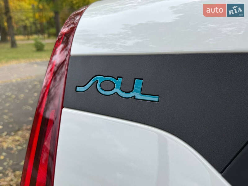 Позашляховик / Кросовер Kia Soul EV 2022 в Києві фото 8 Позашляховик / Кросовер Kia Soul EV 2022 в Києві