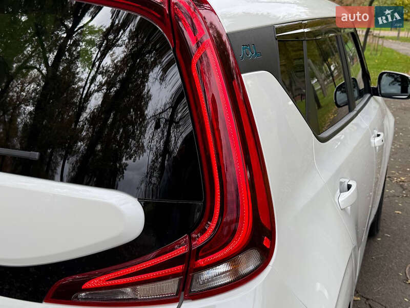 Позашляховик / Кросовер Kia Soul EV 2022 в Києві фото 7 Позашляховик / Кросовер Kia Soul EV 2022 в Києві