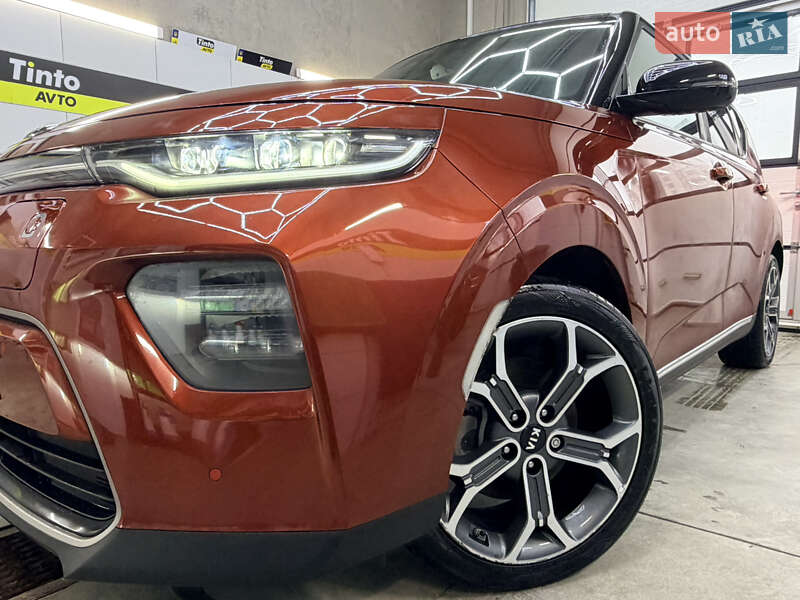 Позашляховик / Кросовер Kia Soul EV 2020 в Дрогобичі