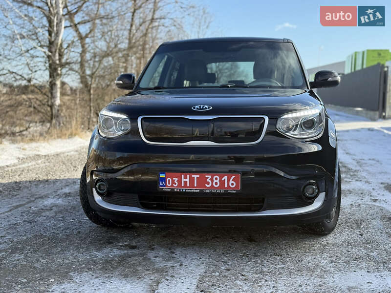 Позашляховик / Кросовер Kia Soul EV 2015 в Івано-Франківську